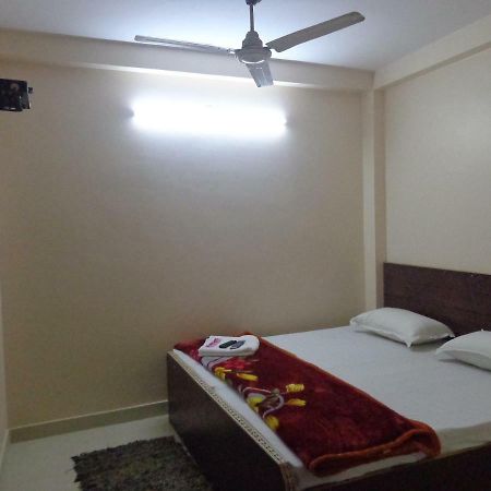 نيودلهي Delhi Inn,Walk In Nizamuddin Railway Station المظهر الخارجي الصورة