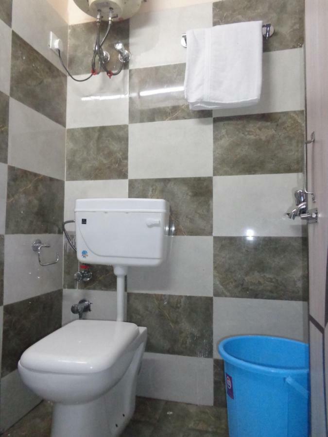 نيودلهي Delhi Inn,Walk In Nizamuddin Railway Station المظهر الخارجي الصورة