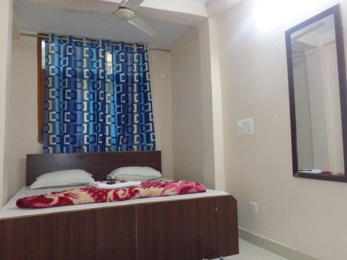 نيودلهي Delhi Inn,Walk In Nizamuddin Railway Station المظهر الخارجي الصورة