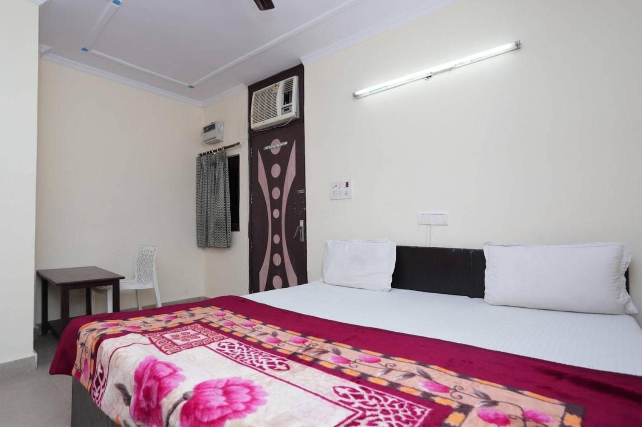 نيودلهي Delhi Inn,Walk In Nizamuddin Railway Station المظهر الخارجي الصورة